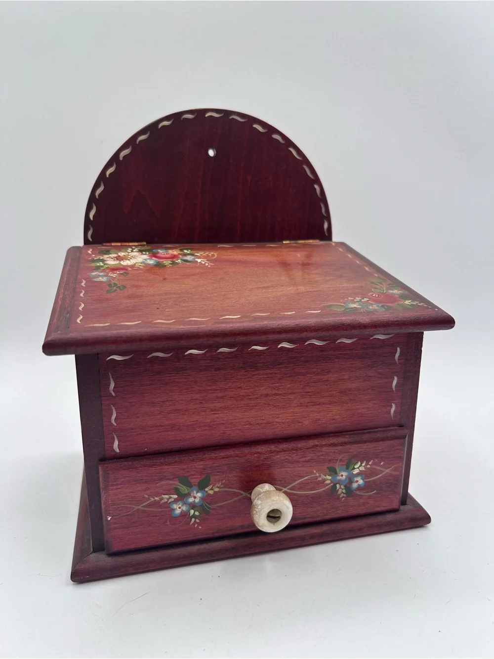 Vintage 80s Solid Wooden Folk Art Hand Painted Lidded Storage Box Hand Painted